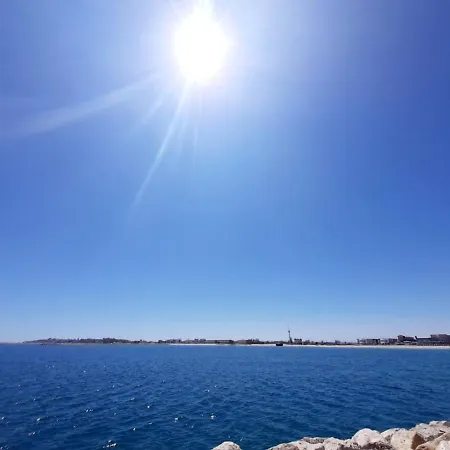 Vila Roxy Pe Plaja Belona Gæstehus *