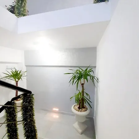 Vila Roxy Pe Plaja Belona Gæstehus