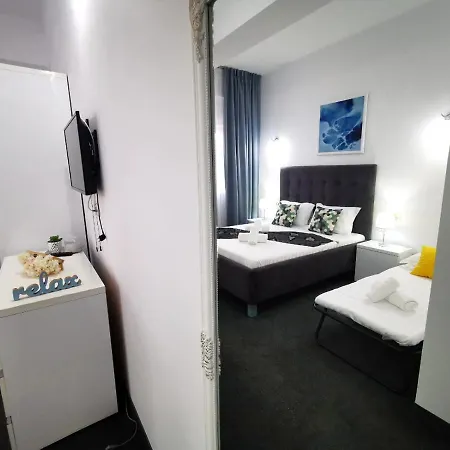 Vila Roxy Pe Plaja Belona *